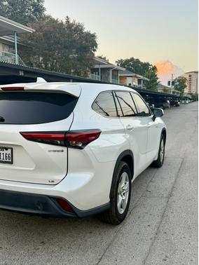 2021 Toyota Highlander Hybrid LE