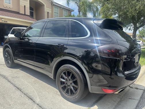 Black 2012 Porsche Cayenne Cayenne
