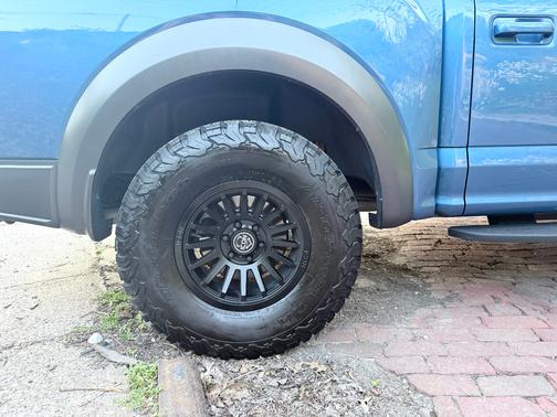 Blue 2019 Ford F-150 Raptor