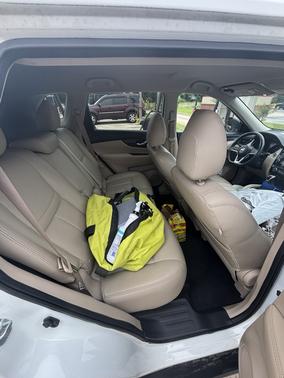 White 2017 Nissan Rogue SV