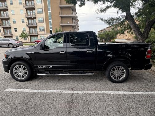2007 Lincoln Mark LT Base