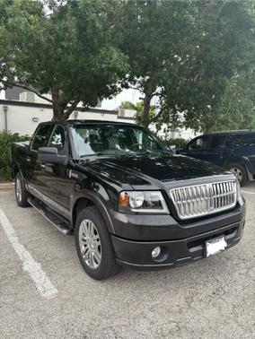 2007 Lincoln Mark LT Base