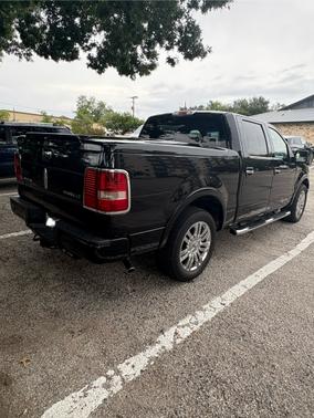 2007 Lincoln Mark LT Base