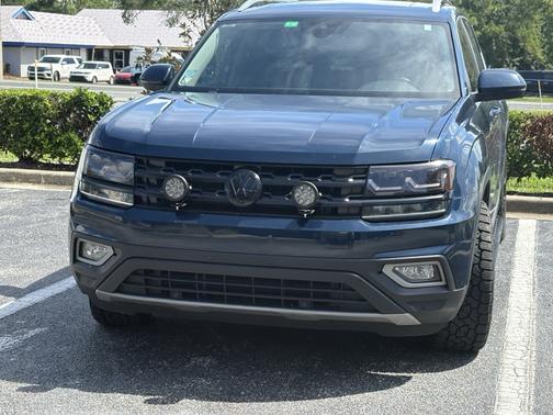 Blue 2018 Volkswagen Atlas 3.6L SEL