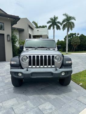 Silver 2019 Jeep Wrangler Sport