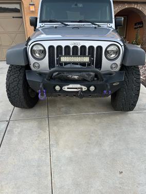 Gray 2017 Jeep Wrangler Unlimited Sport