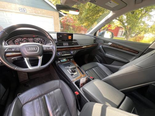 Blue 2018 Audi Q5 2.0T Premium Plus