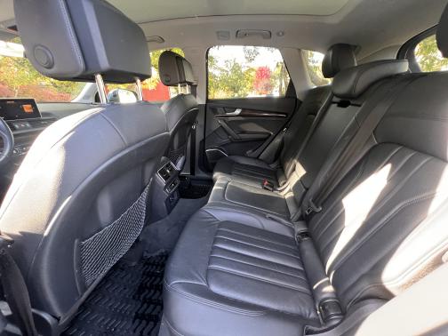 Blue 2018 Audi Q5 2.0T Premium Plus