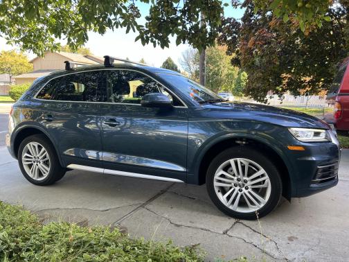 Blue 2018 Audi Q5 2.0T Premium Plus