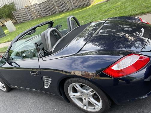 Photo 4 of 14 of 2005 Porsche Boxster Base