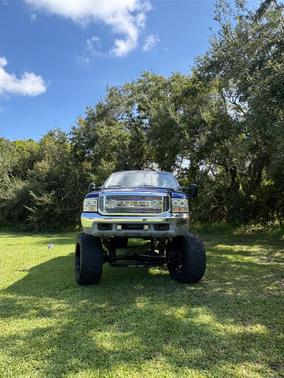 Blue 2003 Ford F-350 XLT Crew Cab Super Duty