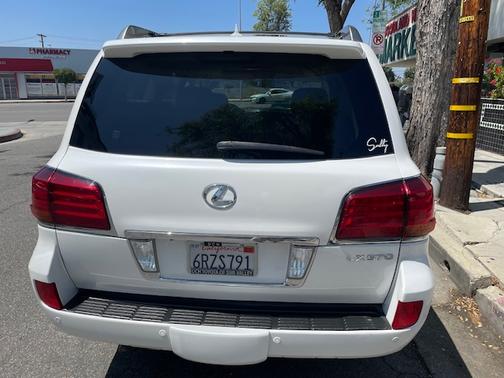 2011 Lexus LX 570 Base