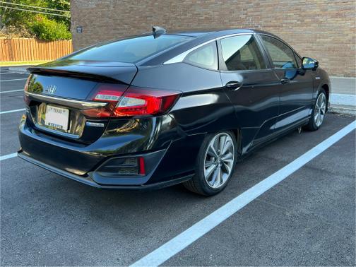 2018 Honda Clarity Plug-In Hybrid Base