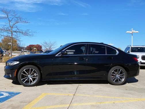 2019 BMW 330 i xDrive