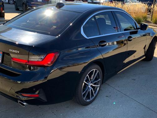 2019 BMW 330 i xDrive