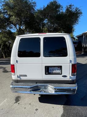 2007 Ford E150 Chateau