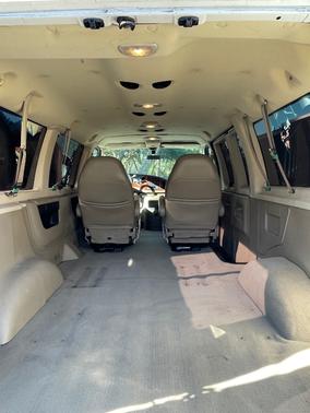 2007 Ford E150 Chateau