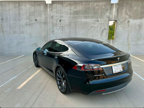 2014 Tesla Model S P85D