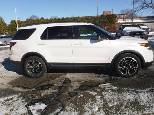 2015 Ford Explorer Sport