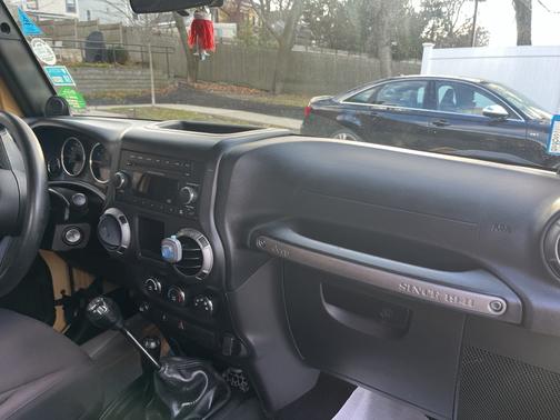 2013 Jeep Wrangler Sport