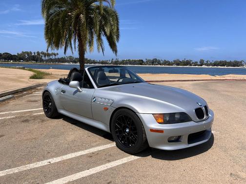 Silver 1999 BMW Z3 2.3 Roadster