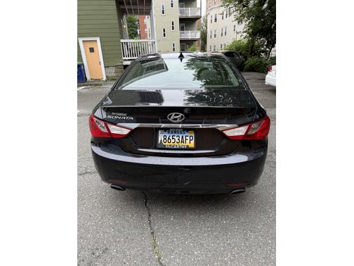 2013 Hyundai SONATA SE