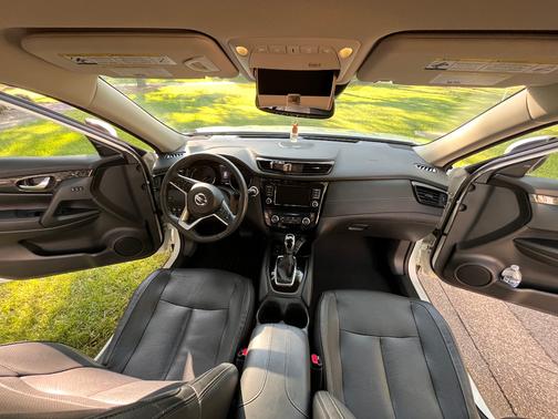 2020 Nissan Rogue SL