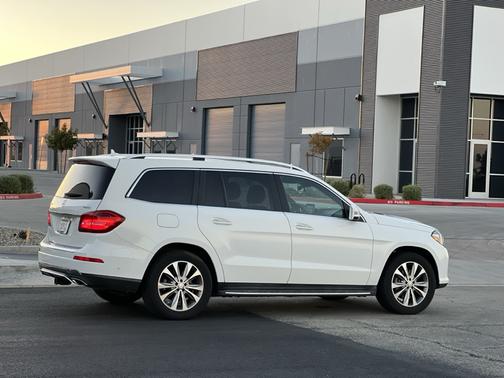 2017 Mercedes-Benz GLS 450 4MATIC