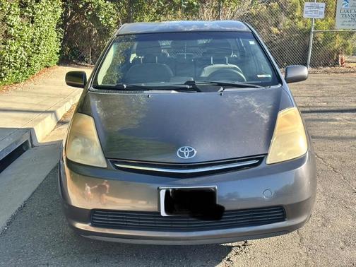 Gray 2008 Toyota Prius Touring