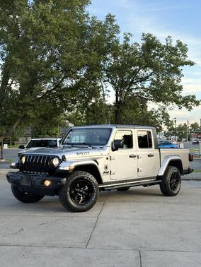 Gray 2021 Jeep Gladiator Willys