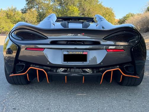 Black 2018 McLaren 570S Spider