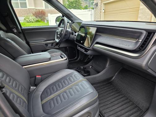 Gray 2023 Rivian R1S Adventure Quad-Motor Large Package