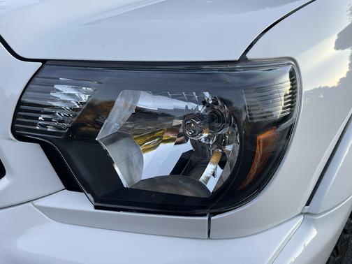 2014 Toyota Tacoma Base