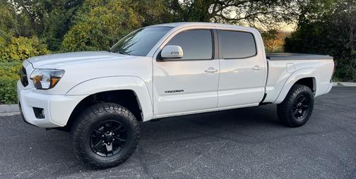 2014 Toyota Tacoma Base