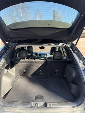 Black 2020 Jeep Cherokee Limited