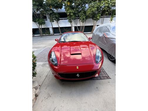 2014 Ferrari California Base