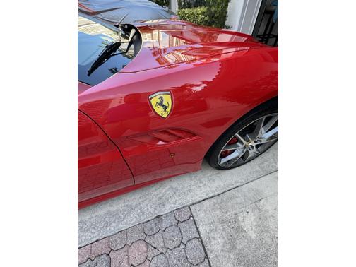 2014 Ferrari California Base