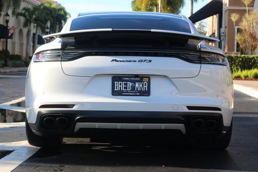 2021 Porsche Panamera Panamera GTS