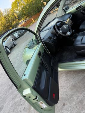 2008 Volkswagen New Beetle S