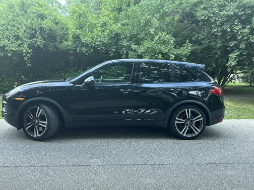 2012 Porsche Cayenne Turbo