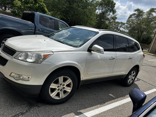 2011 Chevrolet Traverse LT