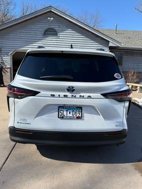 2025 Toyota Sienna XLE