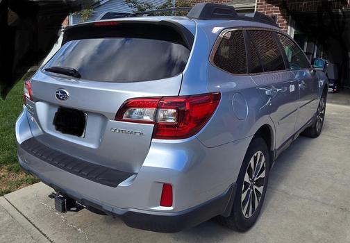 Silver 2015 Subaru Outback 2.5i Limited