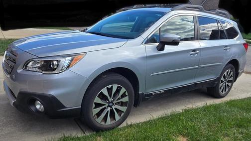 Silver 2015 Subaru Outback 2.5i Limited