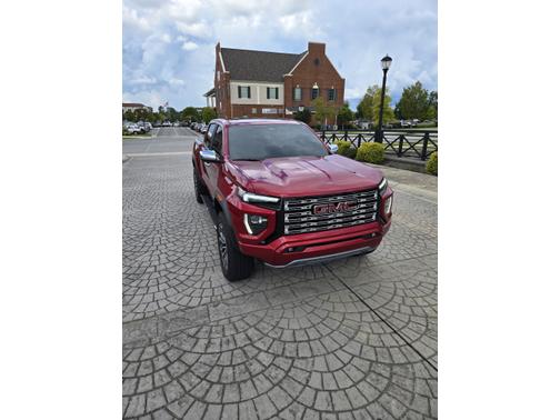 2024 GMC Canyon Denali