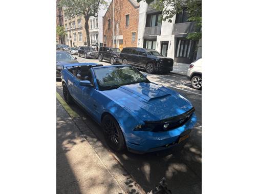 2011 Ford Mustang GT Premium