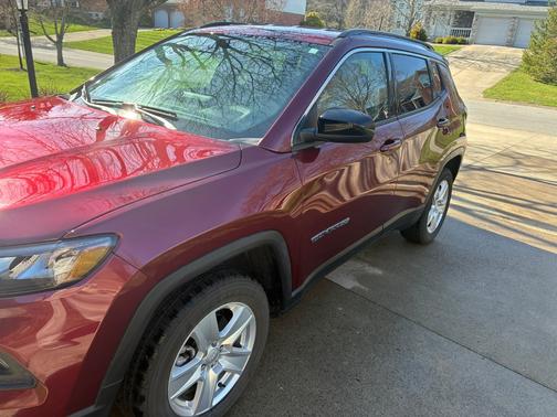 Red 2022 Jeep Compass Latitude