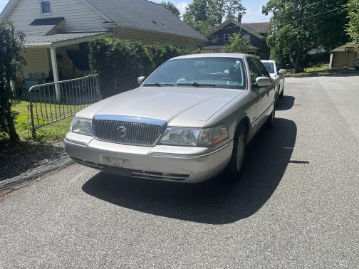 2004 Mercury Grand Marquis LS