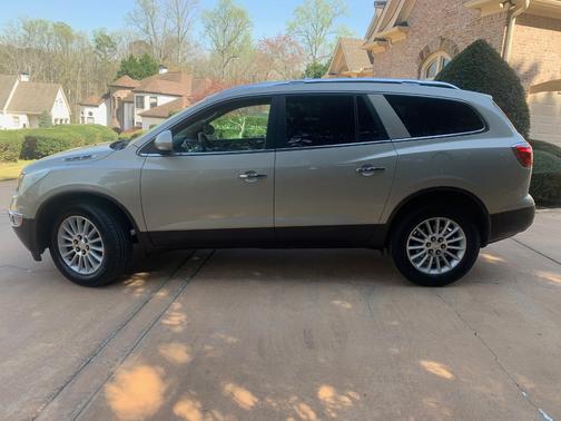 Gold 2011 Buick Enclave CX