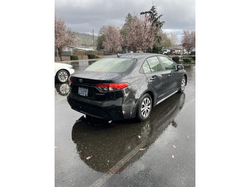 2022 Toyota Corolla Hybrid LE